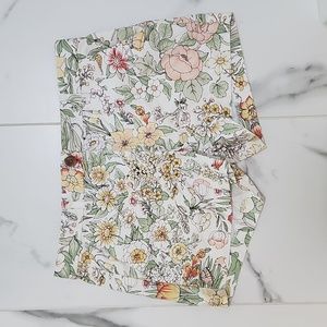 Gap Floral Khaki Shorts